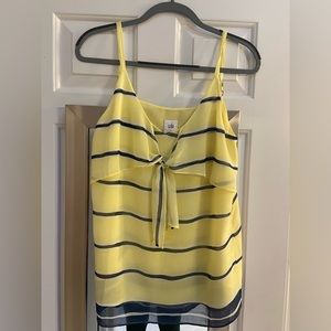 Beautiful Cabi striped tank top with front knot